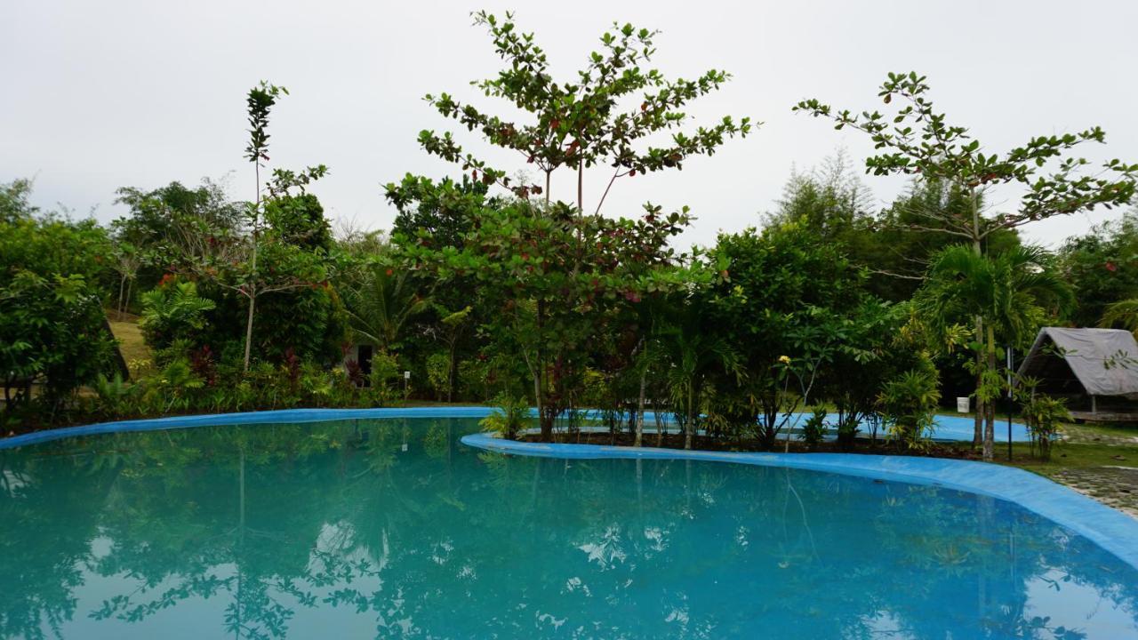 "D'Bamboo Kamp" Desa Wisata Ekang Lagoi Extérieur photo